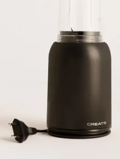Blender "Moi Studio" w kolorze czarnym z przenośnym kubkiem - 250 W