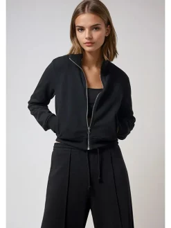 Bluza w kolorze czarnym
