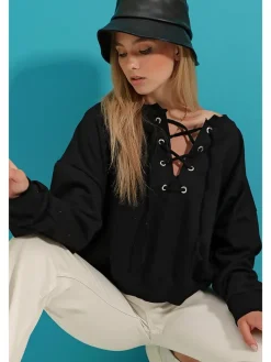 Bluza w kolorze czarnym