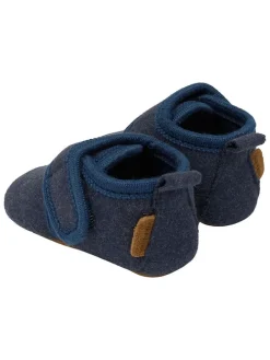 Buty w kolorze granatowym do nauki chodzenia