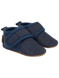 Buty w kolorze granatowym do nauki chodzenia