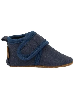 Buty w kolorze granatowym do nauki chodzenia