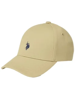 Czapka w kolorze beżowym