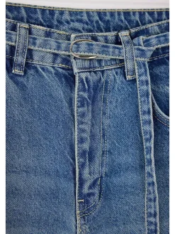 Dżinsy - Comfort fit - w kolorze niebieskim