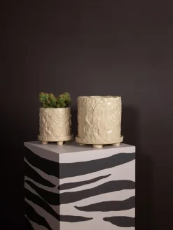Doniczka "Muddy" w kolorze beżowym - wys. 23,5 x Ø 23 cm