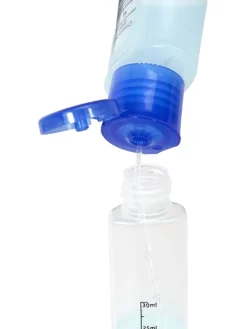 Dozownik w kolorze jasnoróżowo-białym - 30 ml