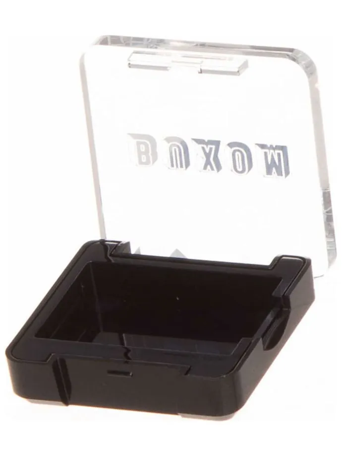 Etui w kolorze czarnym na cień do powiek