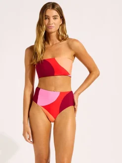 Figi bikini w kolorze czerwono-jasnoróżowym