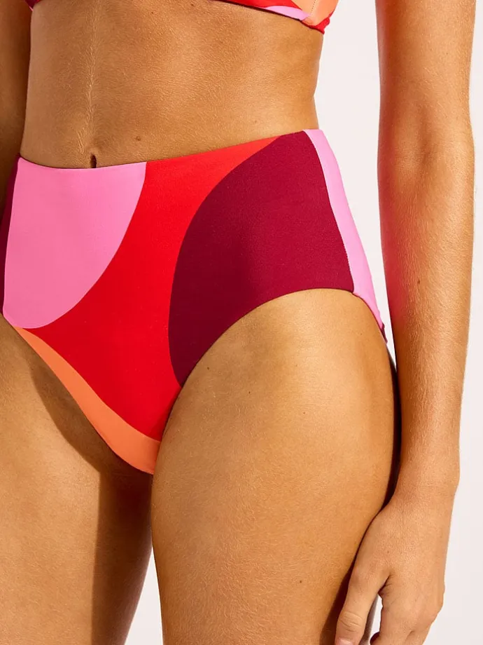 Figi bikini w kolorze czerwono-jasnoróżowym
