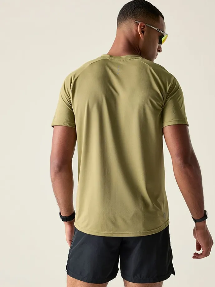 Koszulka funkcyjna "Tech II" w kolorze khaki