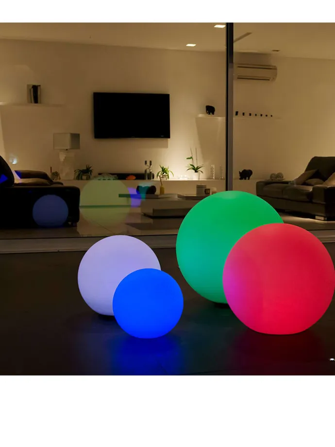 Lampa dekoracyjna LED "Bobby" z funkcją zmiany koloru - Ø 40 cm