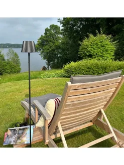 Lampa stojąca LED "Macobo" w kolorze czarnym - KEE F (A do G)