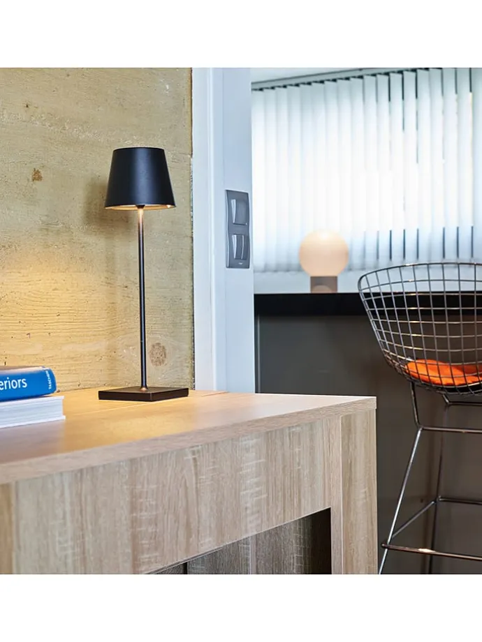 Lampa zewnętrzna LED "Kelly" w kolorze czarnym - wys. 38 x Ø 10 cm
