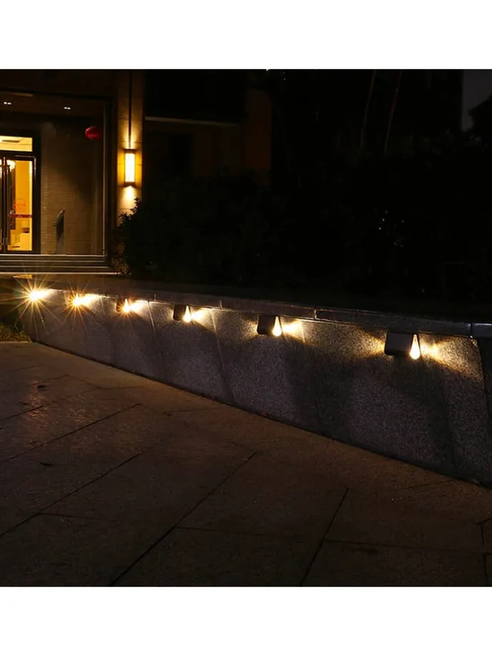 Lampy solarne LED (4 szt.) w kolorze czarnym - 10,9 x 6,3 cm