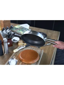 Patelnia "Pro" w kolorze srebrnym - Ø 24 cm