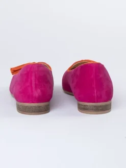 Skórzane slippersy w kolorze różowo-pomarańczowym