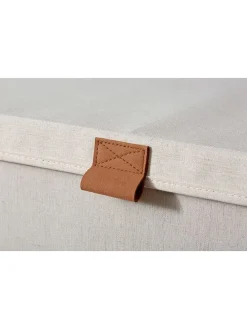 Skrzynka w kolorze kremowym - 62 x 39 x 37,5 cm