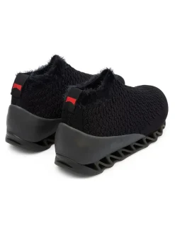 Slippersy w kolorze czarnym
