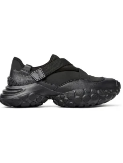 Slippersy w kolorze czarnym