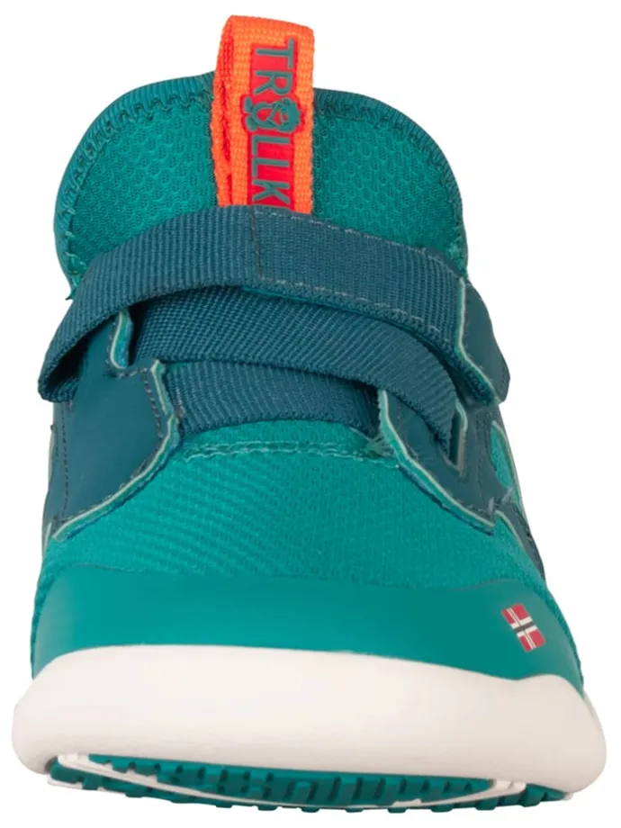 Sneakersy "Bergen" w kolorze turkusowym do chodzenia na boso