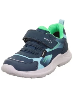 Sneakersy