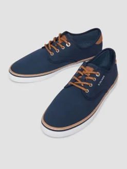 Sneakersy w kolorze granatowym