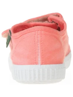 Sneakersy w kolorze jasnoróżowym