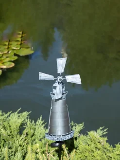 Solarna dekoracja ogrodowa "Windmill" w kolorze srebrnym - 17,5 x 93,5 x 7 cm
