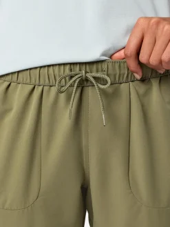 Spodnie "AirExchange" w kolorze khaki do biegania