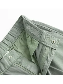 Spodnie chino w kolorze zielonym