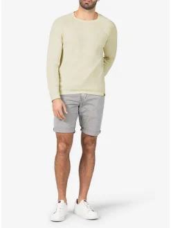 Sweter w kolorze beżowym
