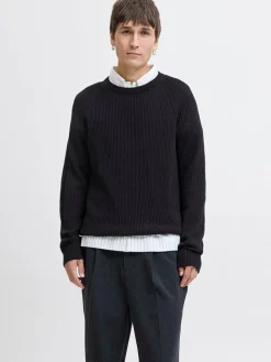 Sweter w kolorze czarnym