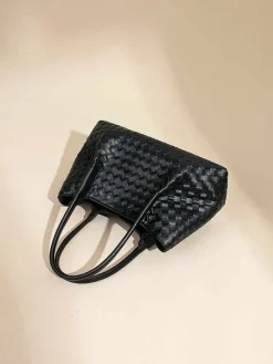 Torebka w kolorze czarnym - 30 x 18 x 10 cm