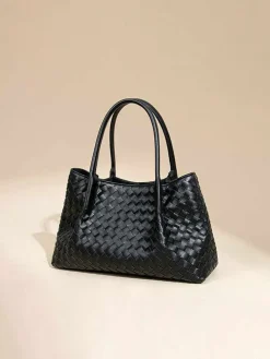 Torebka w kolorze czarnym - 30 x 18 x 10 cm