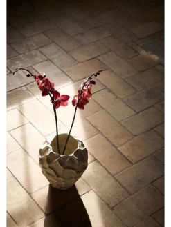 Wazon "Soil" w kolorze kremowym - wys. 21,5 x Ø 18 cm