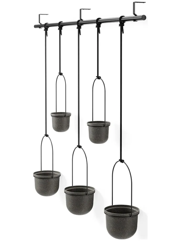Wiszący kwietnik w kolorze czarnym - 138 x 95 x 18 cm