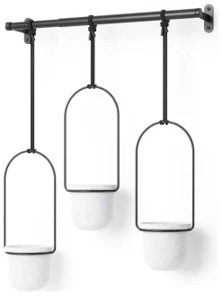 Wiszący kwietnik w kolorze czarno-białym - 63,5 x 110 x 14,6 cm
