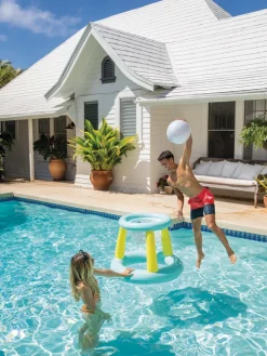 Zabawka "Mega Floating Hoop" do basenu - 6+